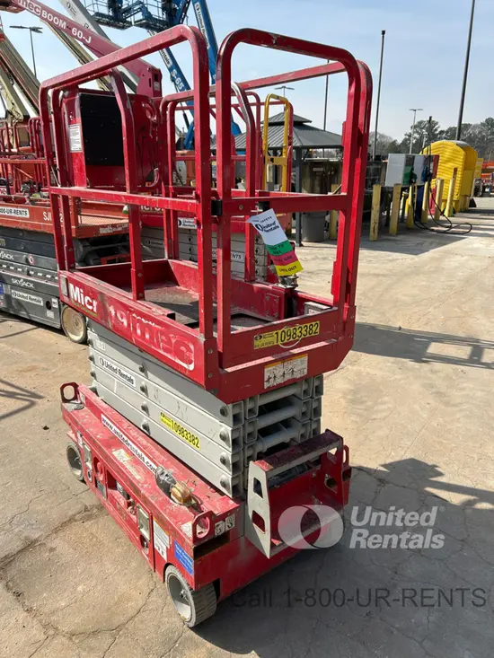 2019 MEC MICRO 19 Scissor Lift