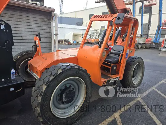 2018 SKYTRAK 6042 Forklift