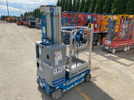 2019 Genie GR-20 Self-Propelled One-Person Lift