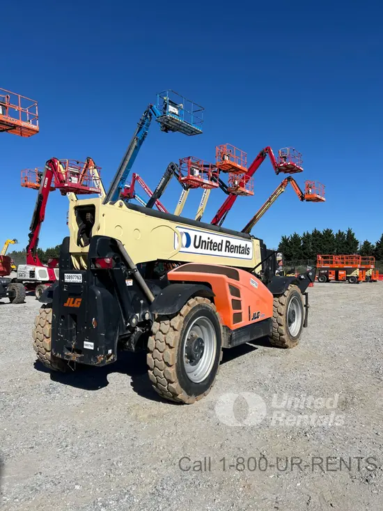 2019 JLG 1055 Forklift