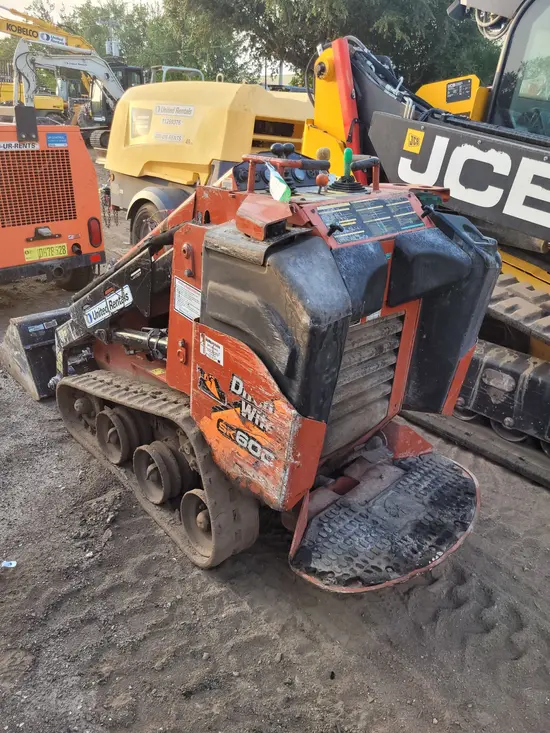 2019 Ditch Witch SK600 Track Loader