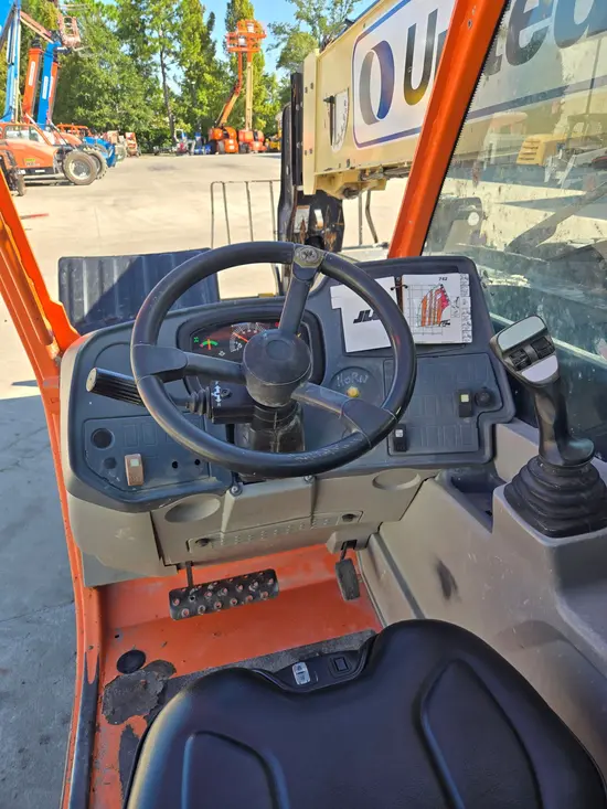 2017 JLG 742 Forklift