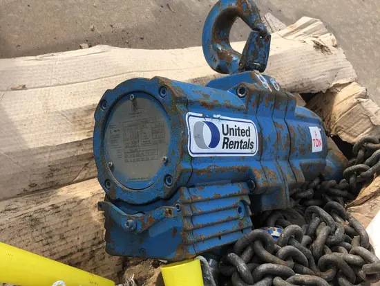 2011 JD NEUHAUS PROFI 3T/6T Hoist