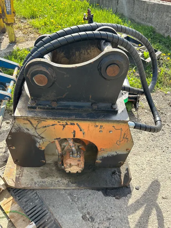 2021 UB Equipment UC20-1 Compaction Attachment