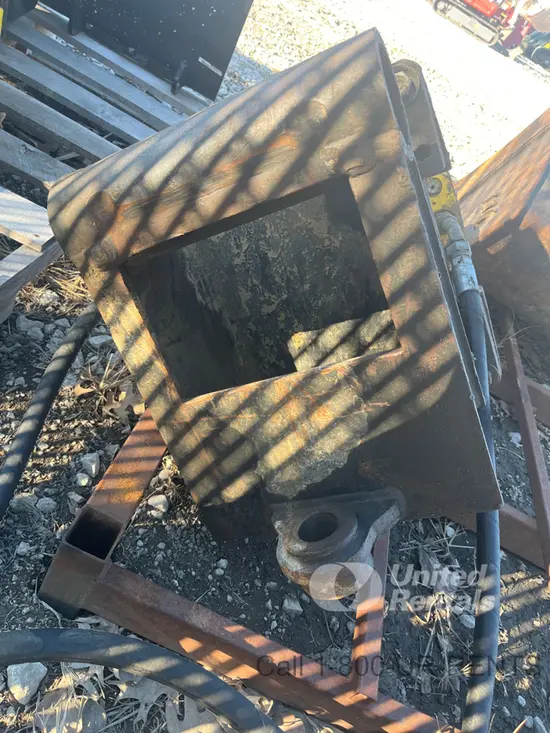 2017 Atlas Copco SB 452 Attachment