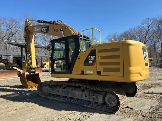 2018 CAT 320 Excavator