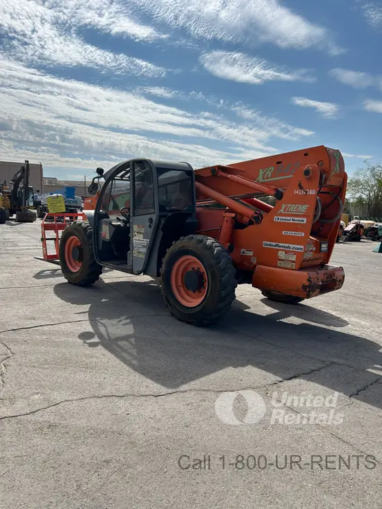 2014 XTREME XR842 Forklift