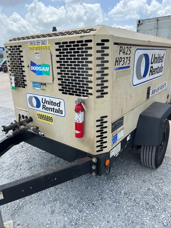 2019 Doosan P425/HP375WCUT4 Air Compressor