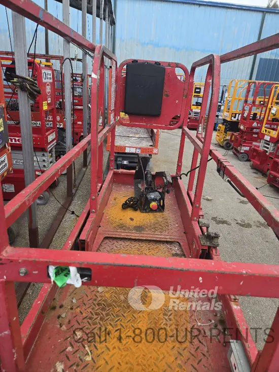 2019 MEC MICRO 19 Scissor Lift