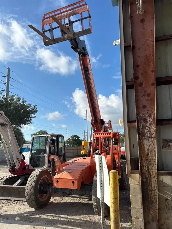 2018 SKYTRAK 6036 Forklift