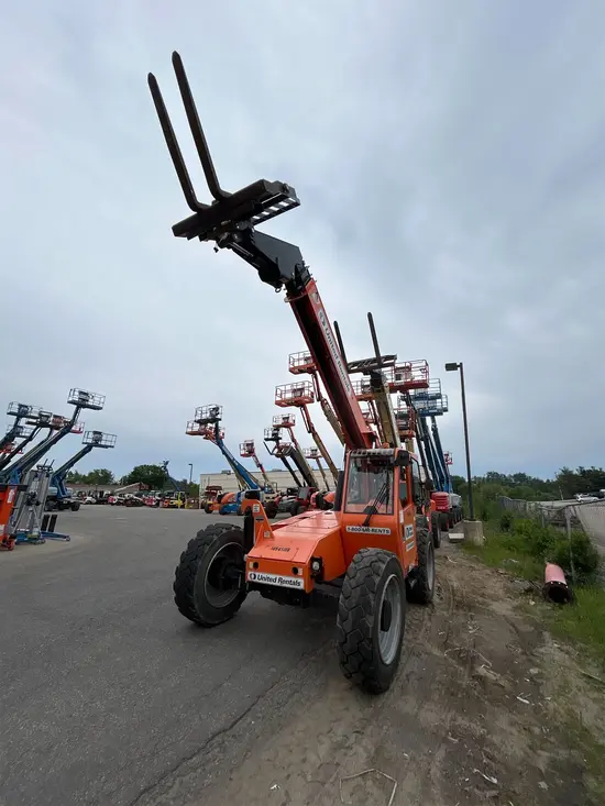 2016 SKYTRAK 6042 Forklift