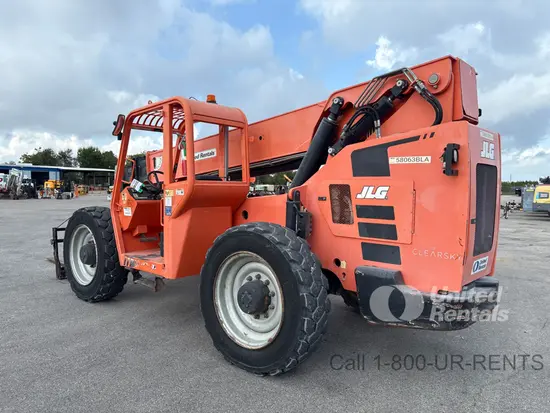 2018 SKYTRAK 8042 Forklift