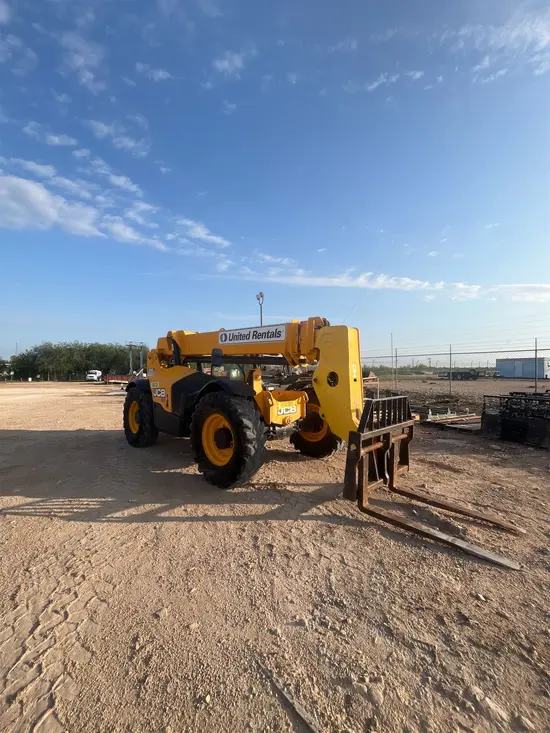 2017 JCB 509-42 Forklift