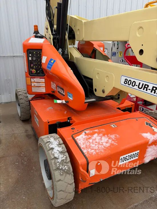 2017 JLG E450AJ Articulating Boom Lift