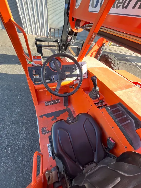 2019 SKYTRAK 6036 Forklift