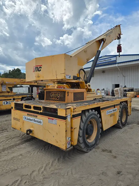 2014 Broderson IC-250-3D