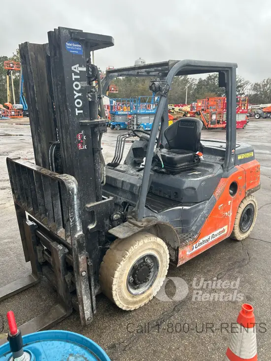 2021 Toyota 8FD35U Warehouse Forklift