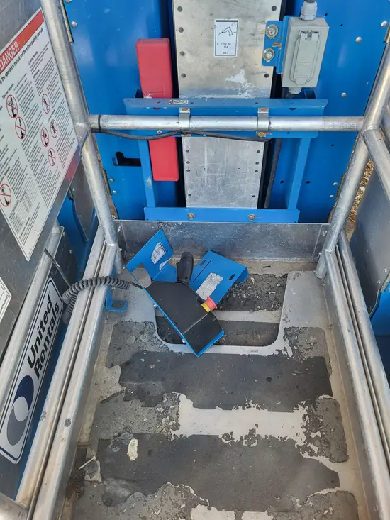 2019 Genie GR-20 Self-Propelled One-Person Lift