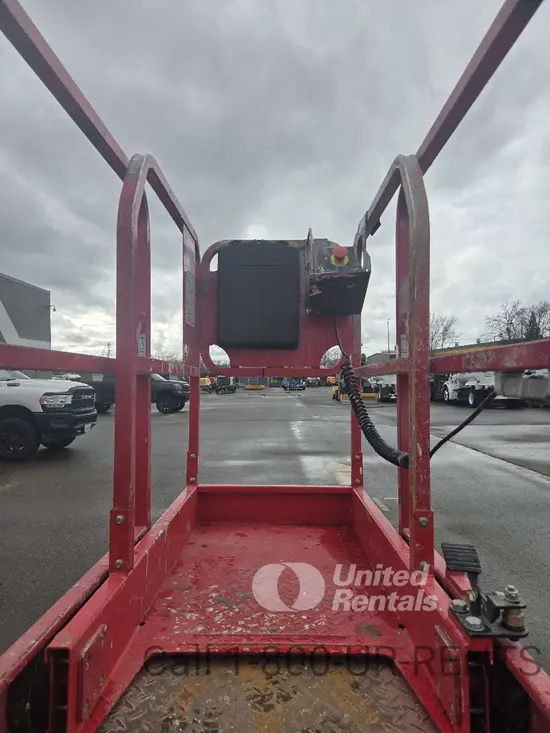 2018 MEC MICRO 19 Scissor Lift