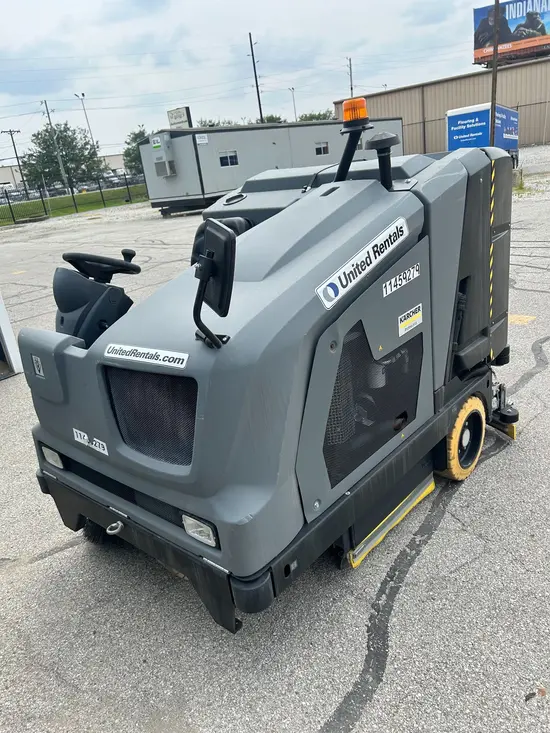 2022 KARCHER B 300 RI LPG Scrubber