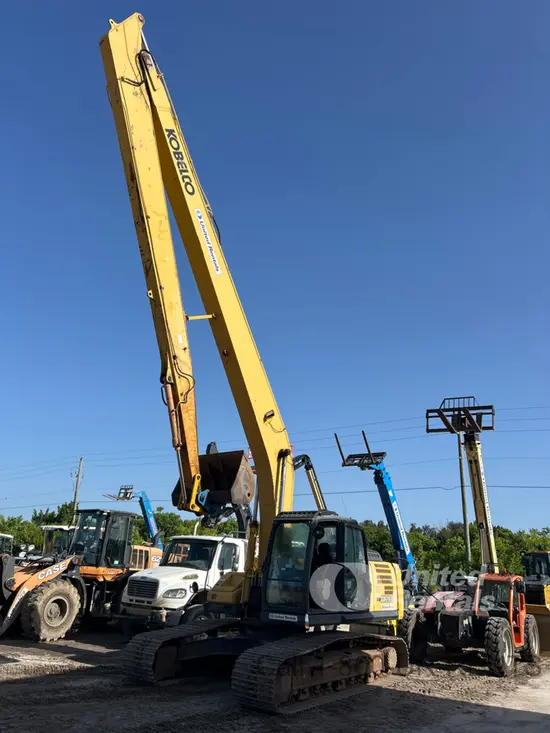 2020 Kobelco SK260LC-10 Excavator