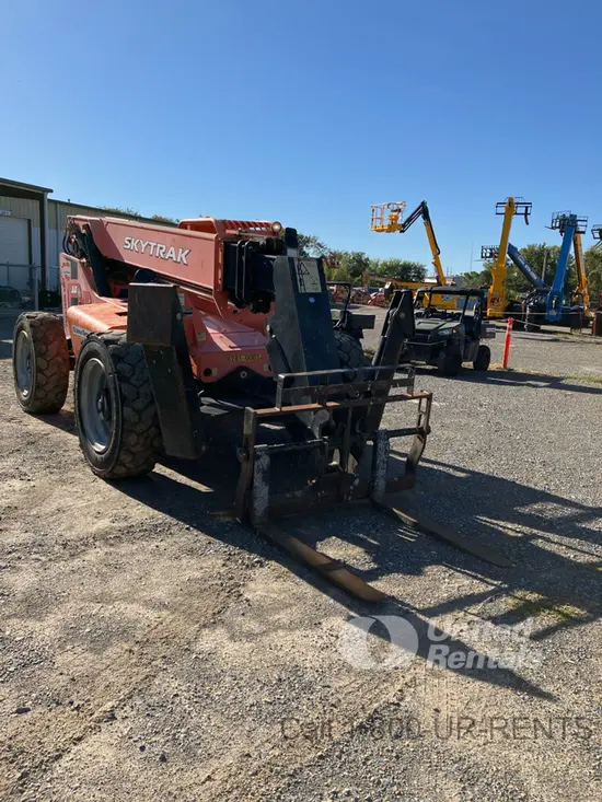 2018 SKYTRAK 10042 Forklift