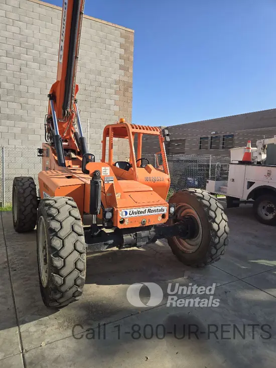 2018 SKYTRAK 8042 Forklift