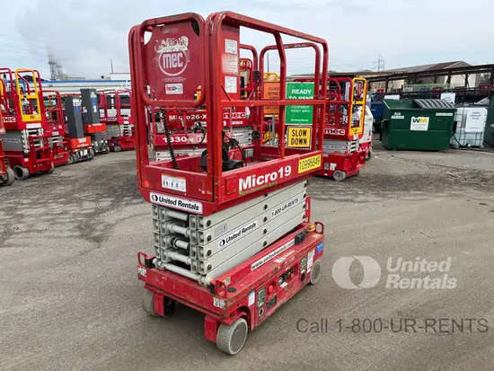 2019 MEC MICRO 19 Scissor Lift