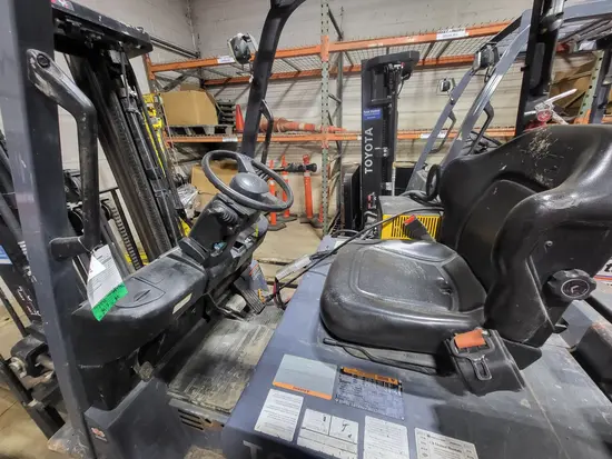 2019 Toyota 8FBCU25 Warehouse Forklift