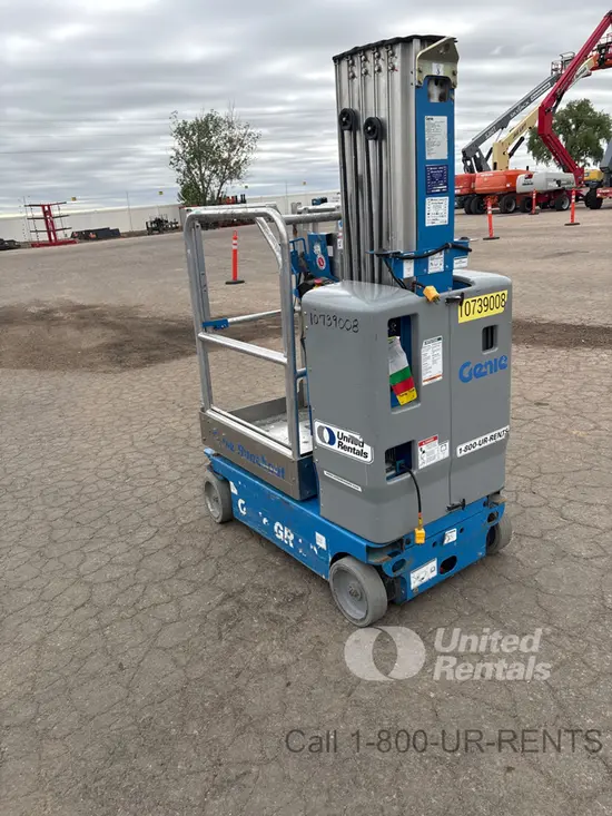 2018 Genie GR-20 Self-Propelled One-Person Lift