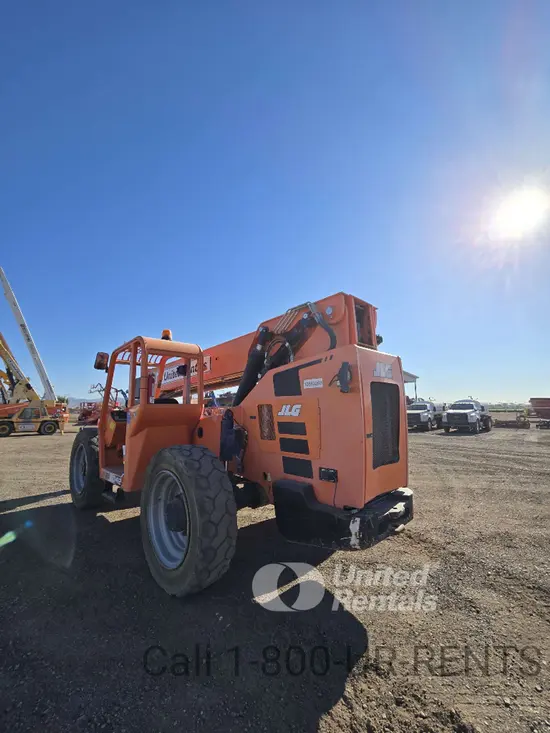 2018 SKYTRAK 8042 Forklift