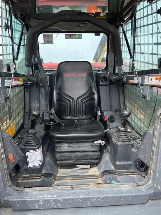 2022 Takeuchi TL12V2-CR Track Loader