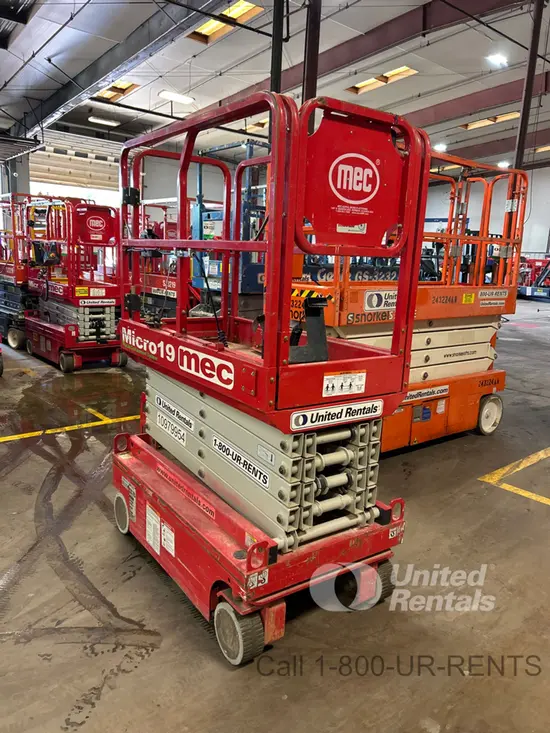 2019 MEC MICRO 19 Scissor Lift