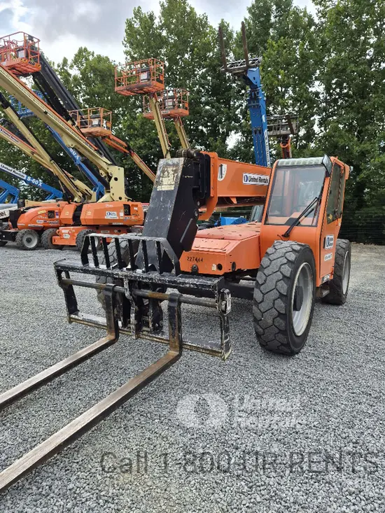 2019 SKYTRAK 8042 Forklift