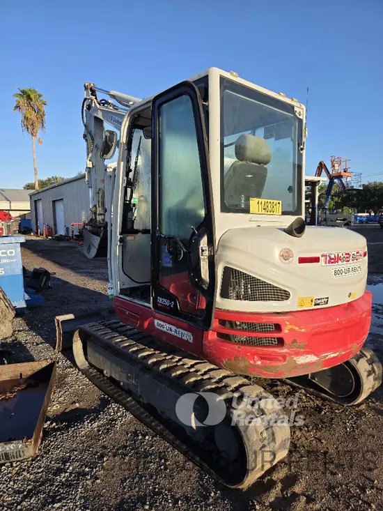 2022 Takeuchi TB250-2CR Mini Excavator