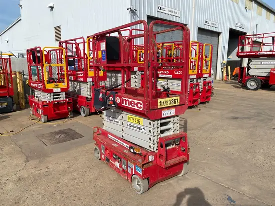 2018 MEC MICRO 19 Scissor Lift