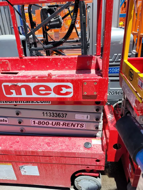 2022 MEC MICRO 19 Scissor Lift