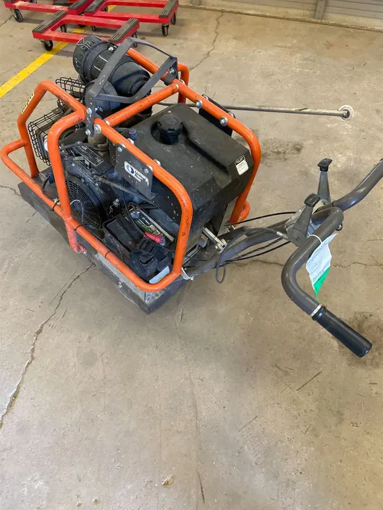 2021 Husqvarna SOFF CUT 4000 Street Saw/Blade