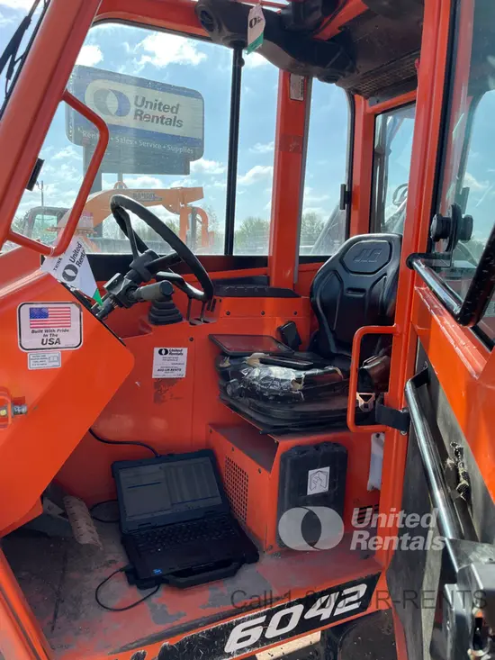 2018 SKYTRAK 6042 Forklift