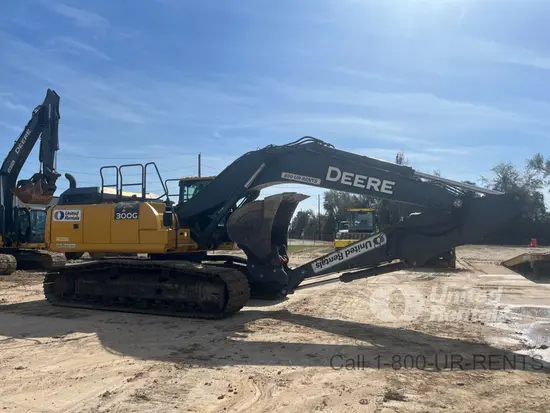 2019 John Deere 300G LC Excavator