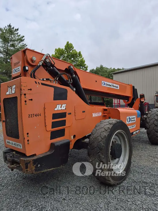 2019 SKYTRAK 8042 Forklift