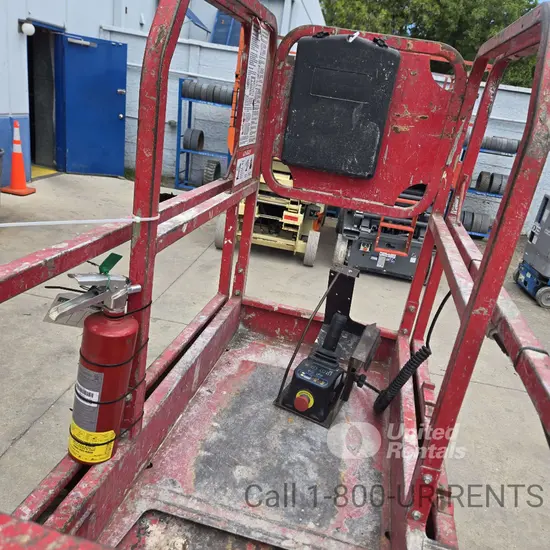 2017 MEC MICRO 19 Scissor Lift