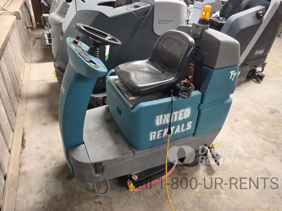 2021 Tennant M-T7 Scrubber