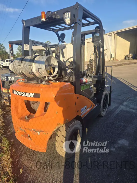 2022 Doosan G25E-7DF Warehouse Forklift