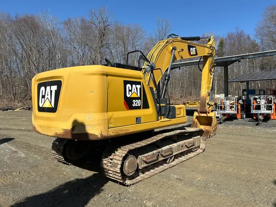 2018 CAT 320 Excavator