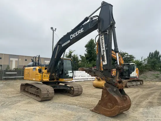 2019 John Deere 210G LC Excavator