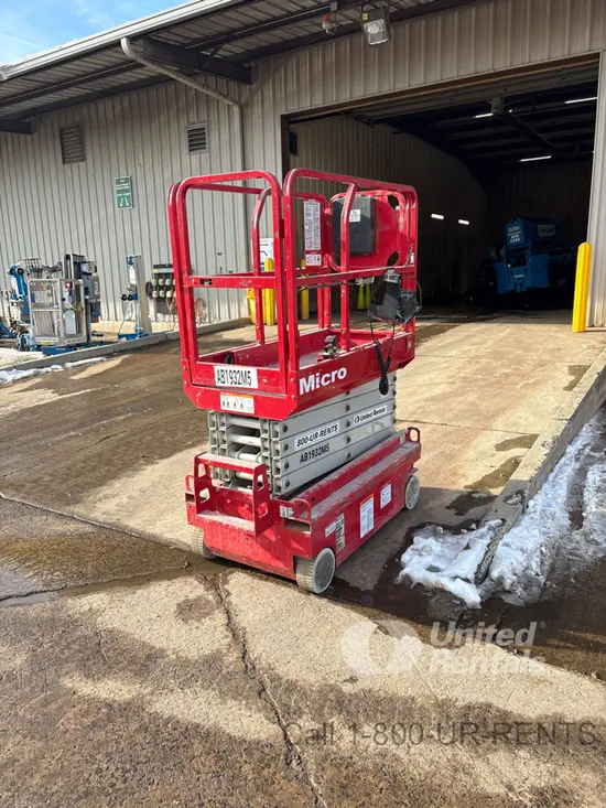 2019 MEC MICRO 19 Scissor Lift