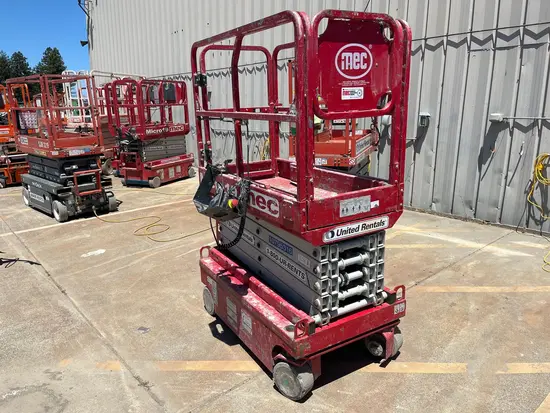 2018 MEC MICRO 19 Scissor Lift