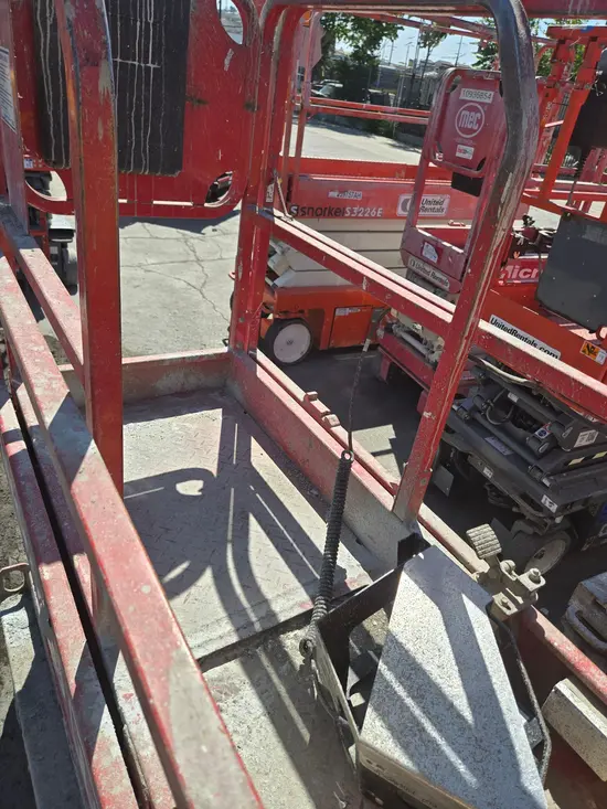 2019 MEC MICRO 19 Scissor Lift