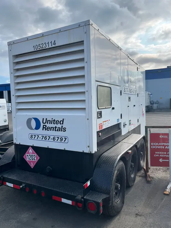 2016 Cummins C300D6R Diesel Generator